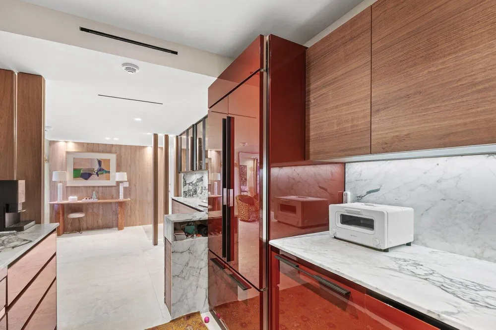 100 Sunrise Avenue #418 Palm Beach, FL 33480