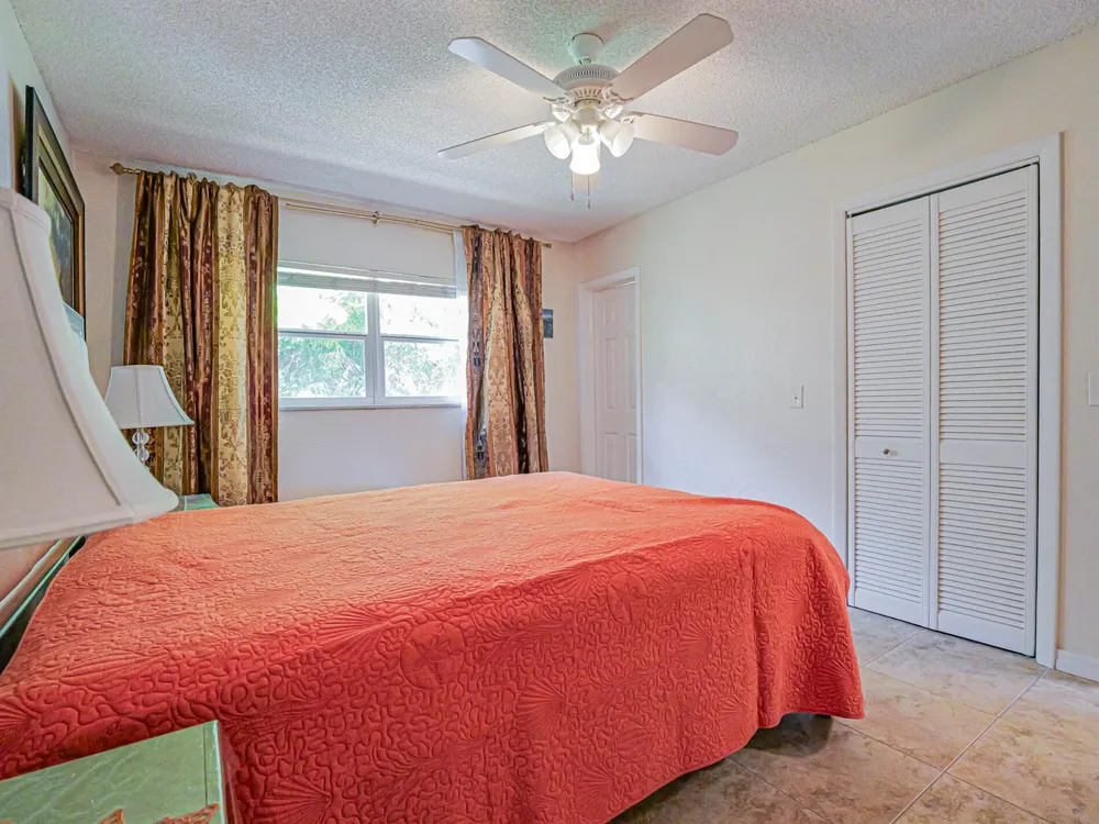 923 22nd Place #219 Vero Beach, FL 32960