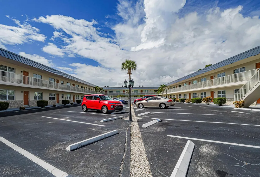 923 22nd Place #219 Vero Beach, FL 32960