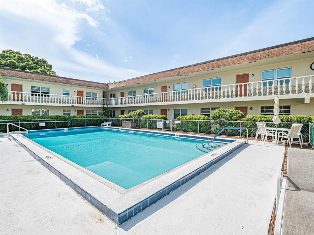 923 22nd Place #219 Vero Beach, FL 32960