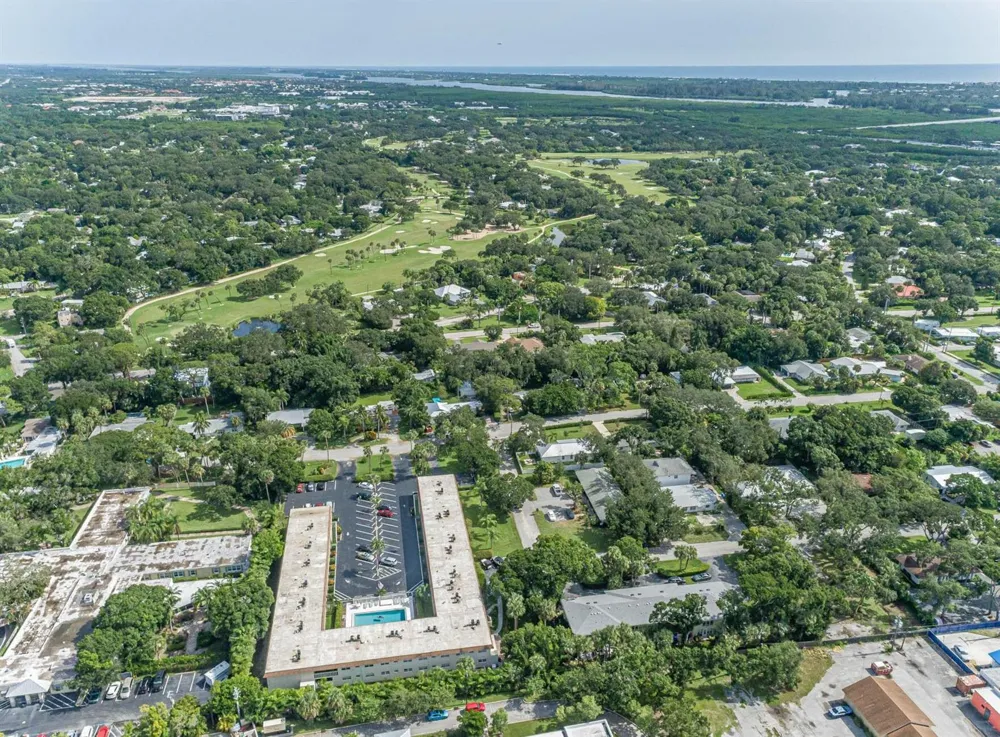 923 22nd Place #219 Vero Beach, FL 32960