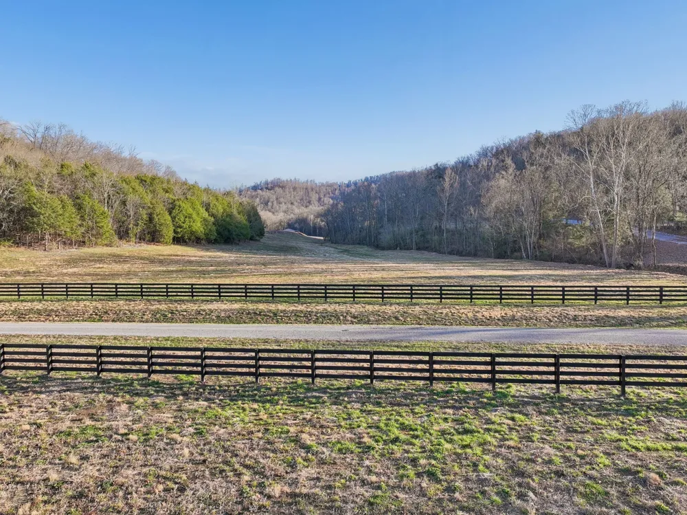 215 Hickman Creek Road S Hickman, TN 38567
