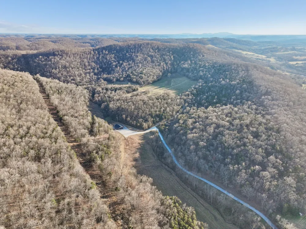 215 Hickman Creek Road S Hickman, TN 38567