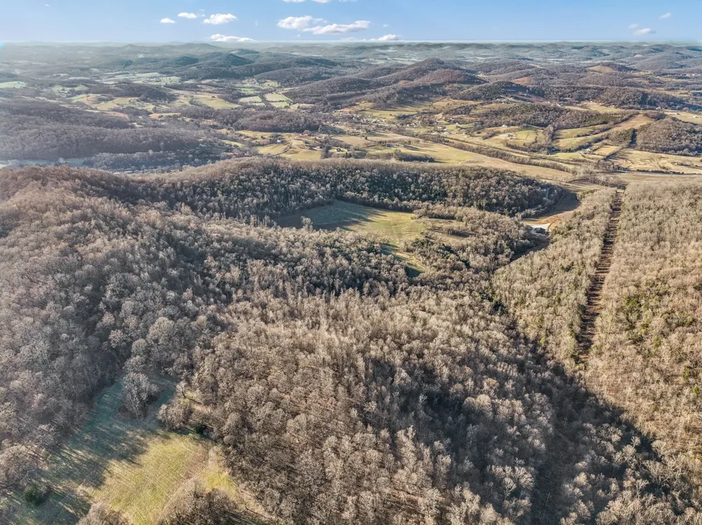 215 Hickman Creek Road S Hickman, TN 38567