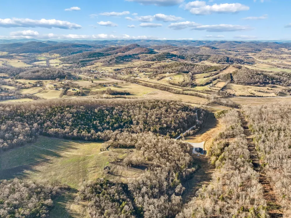 215 Hickman Creek Road S Hickman, TN 38567