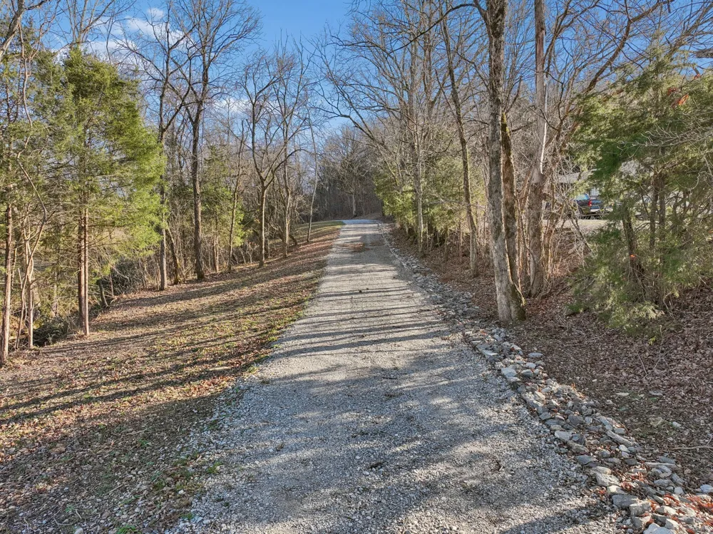 215 Hickman Creek Road S Hickman, TN 38567