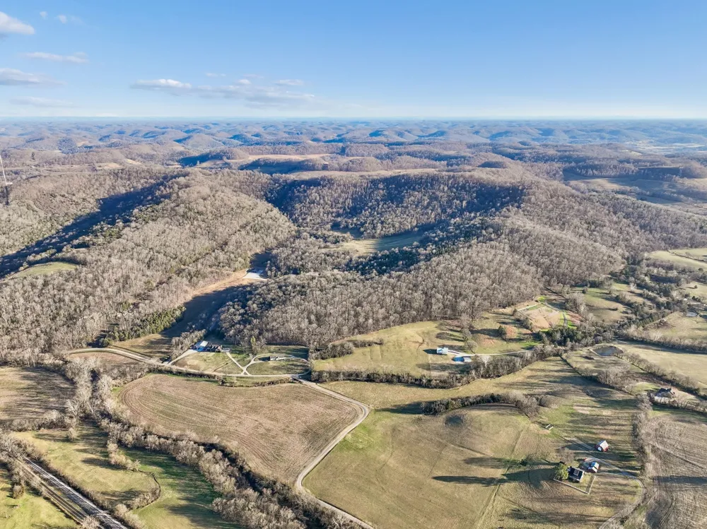 215 Hickman Creek Road S Hickman, TN 38567