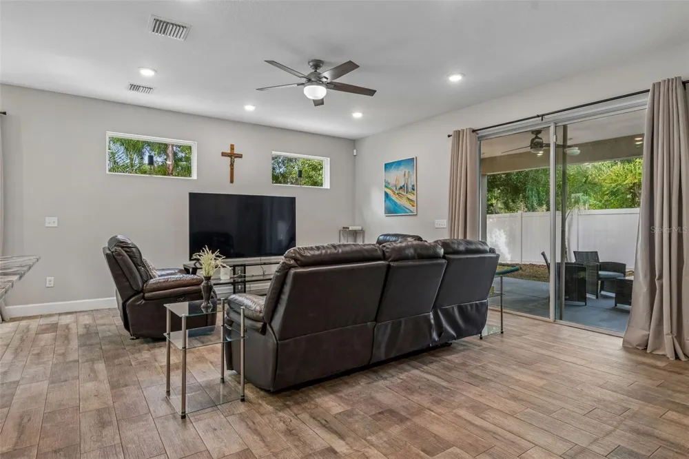 21620 TEAL COURT Lutz, FL 33549