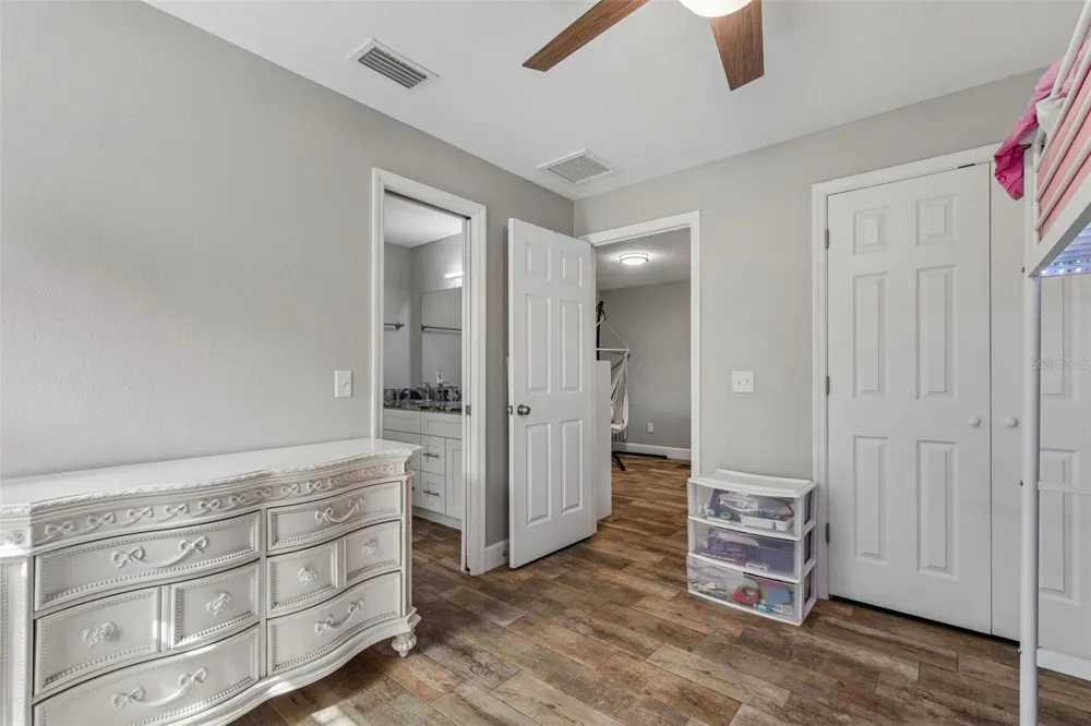21620 TEAL COURT Lutz, FL 33549