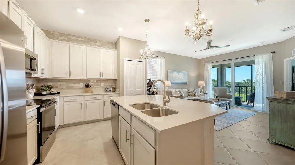 17600 OPAL SAND DRIVE #301 Venice, FL 34293