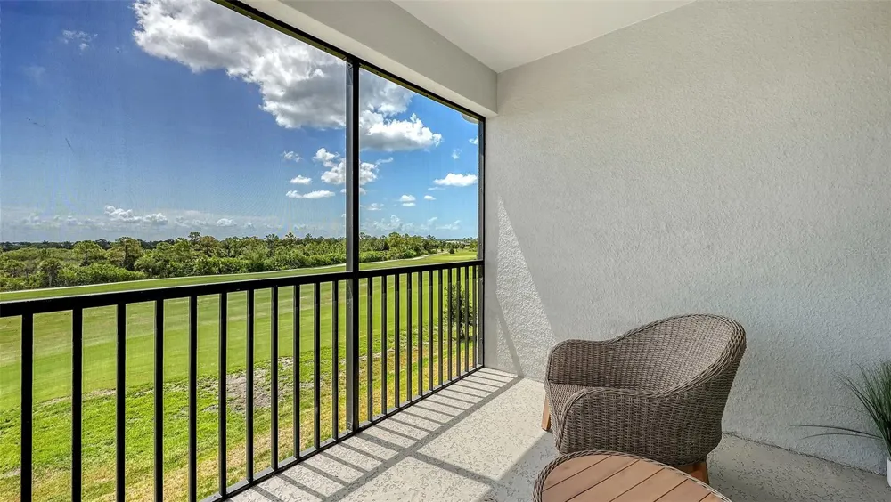 17600 OPAL SAND DRIVE #301 Venice, FL 34293
