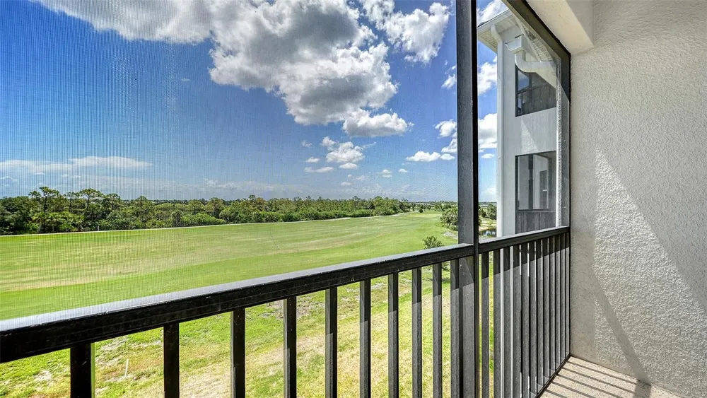 17600 OPAL SAND DRIVE #301 Venice, FL 34293