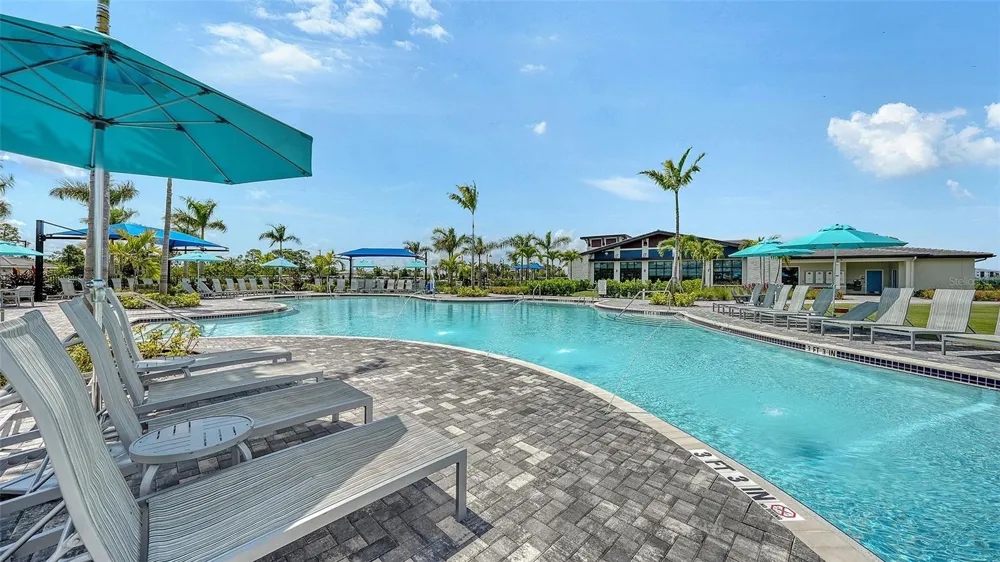 17600 OPAL SAND DRIVE #301 Venice, FL 34293