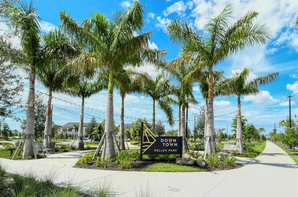 17600 OPAL SAND DRIVE #301 Venice, FL 34293