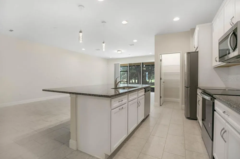 10232 NEWEL VALLEY LOOP Riverview, FL 33569