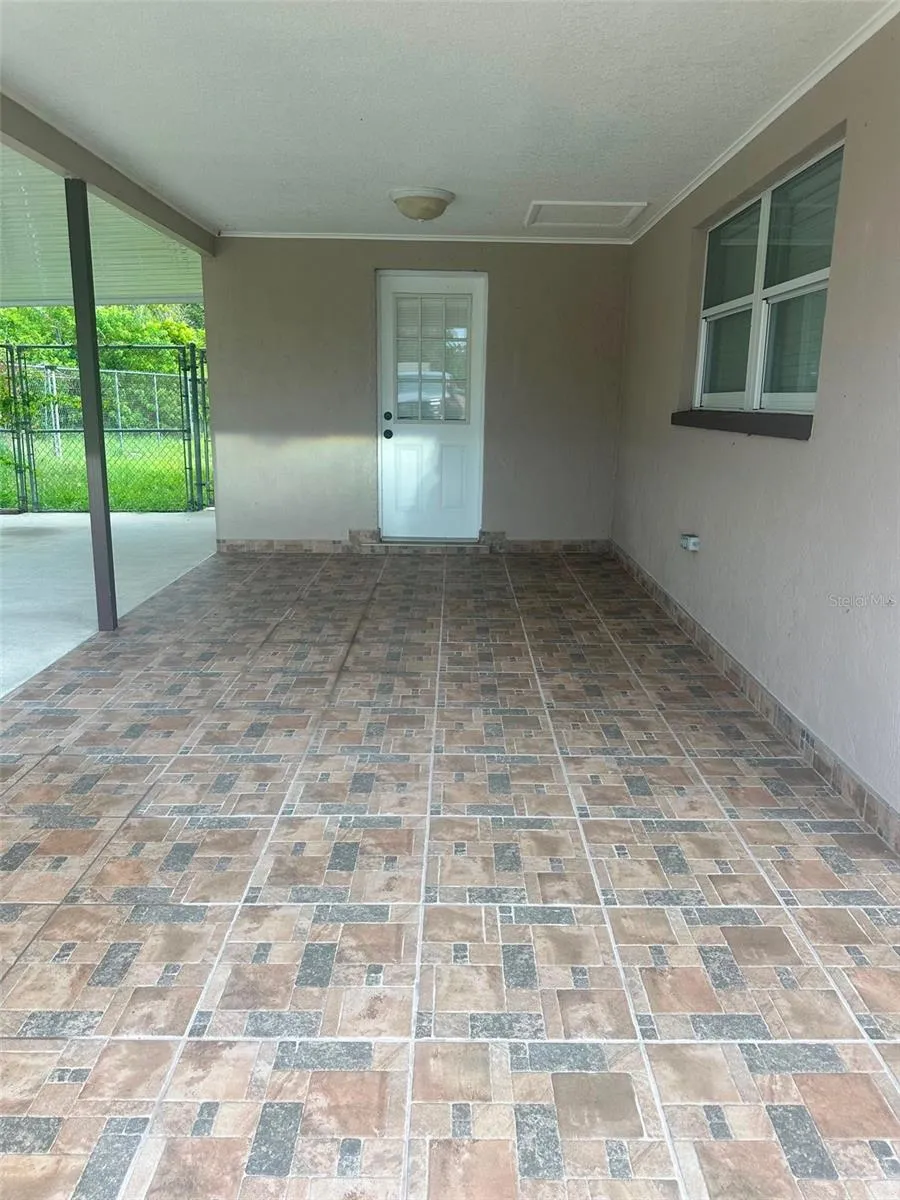 2106 AVALON ROAD Sebring, FL 33870