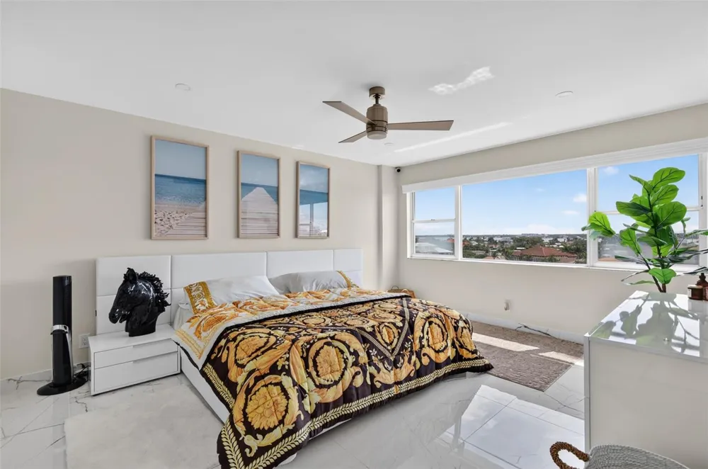 31 ISLAND WAY #508 Clearwater Beach, FL 33767