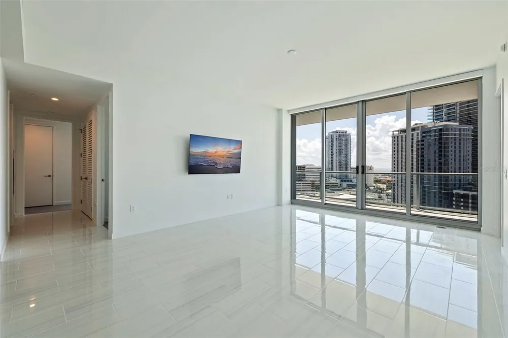 400 CENTRAL AVENUE #1105 St Petersburg, FL 33701