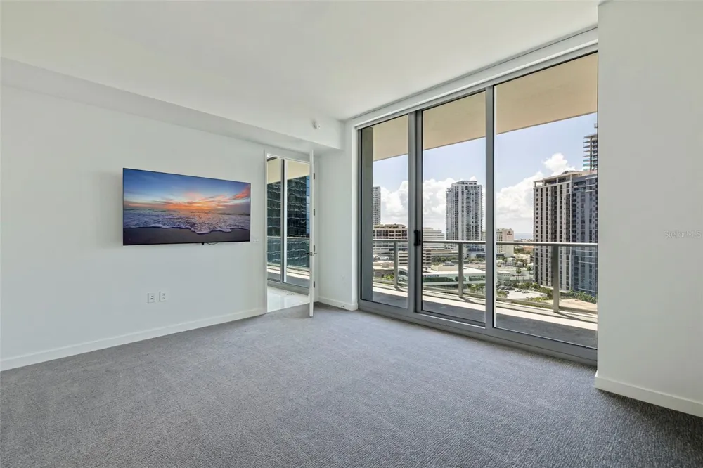 400 CENTRAL AVENUE #1105 St Petersburg, FL 33701