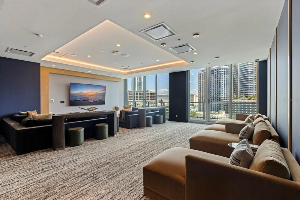 400 CENTRAL AVENUE #1105 St Petersburg, FL 33701