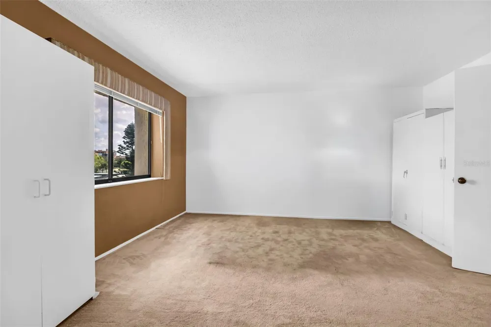 55 ROGERS STREET #P5 Clearwater, FL 33756