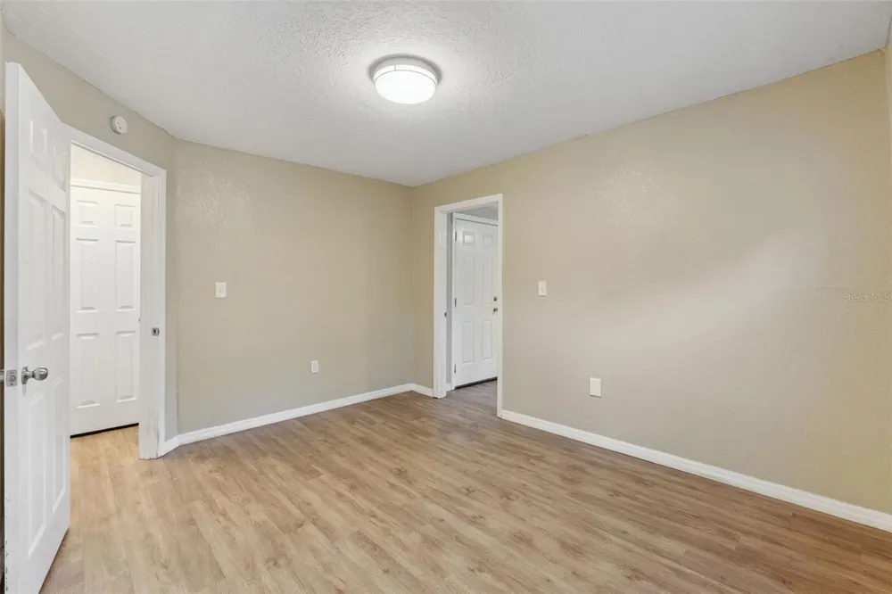 5000 HUPPEL AVENUE Orlando, FL 32811
