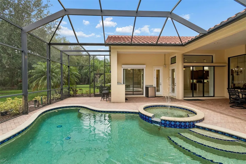 7222 LAKE FOREST GLEN Bradenton, FL 34202