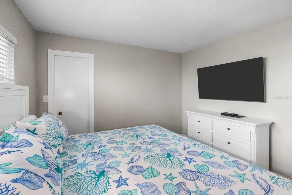 1270 GULF BOULEVARD #606 Clearwater Beach, FL 33767