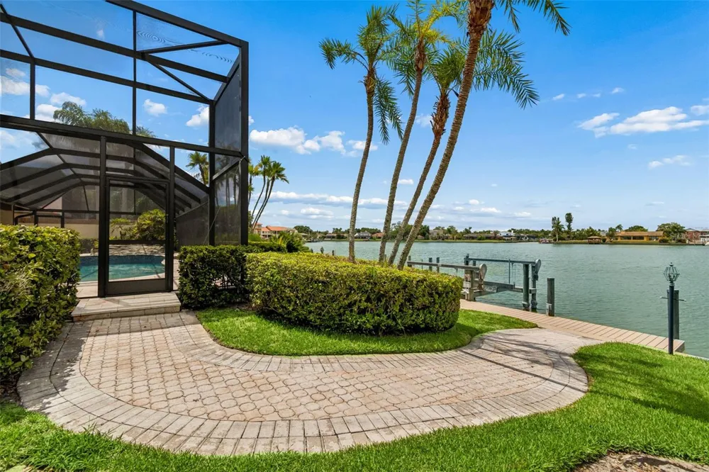 9815 BAY ISLAND DRIVE Tampa, FL 33615