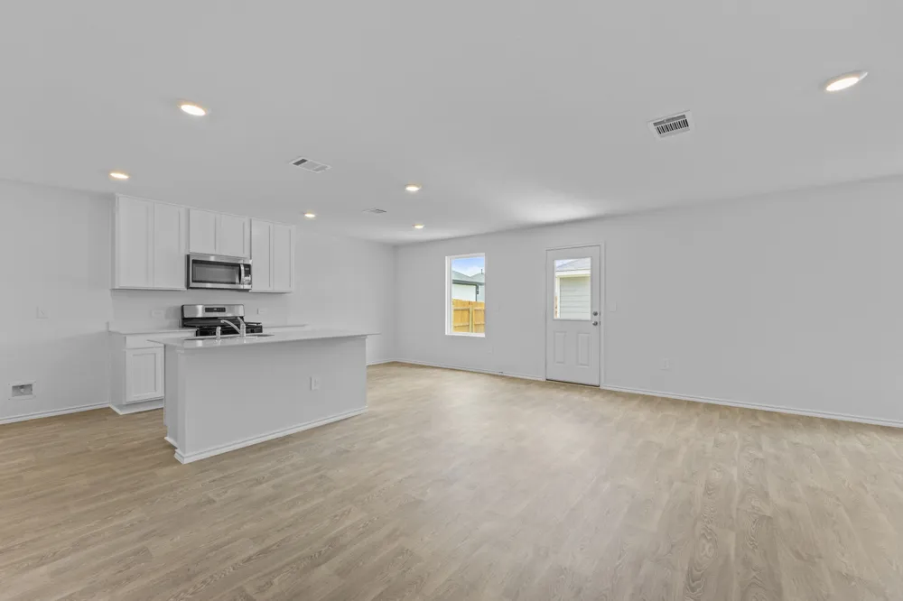 1061 Phantom Hill Boulevard Buda, TX 78610