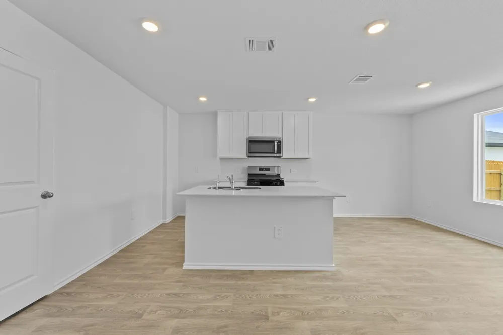 1061 Phantom Hill Boulevard Buda, TX 78610