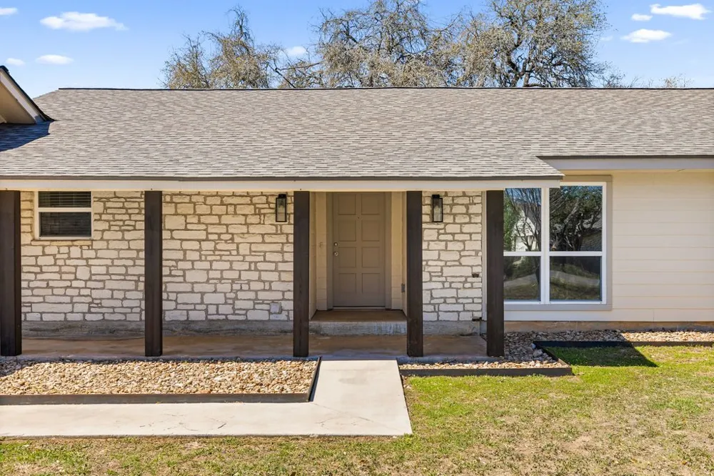 60 Augusta Drive Wimberley, TX 78676