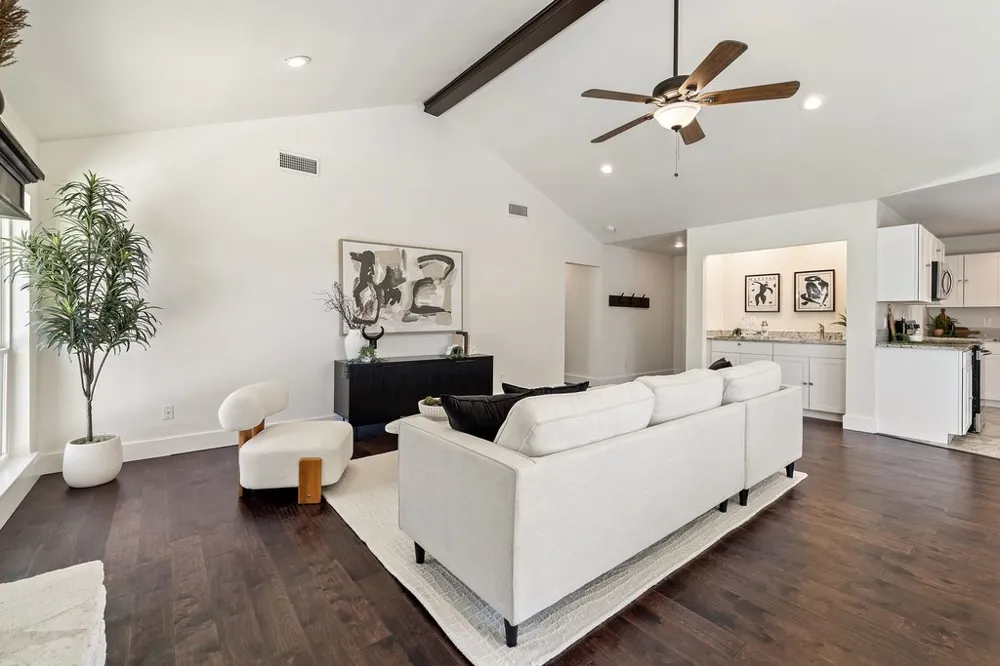 60 Augusta Drive Wimberley, TX 78676