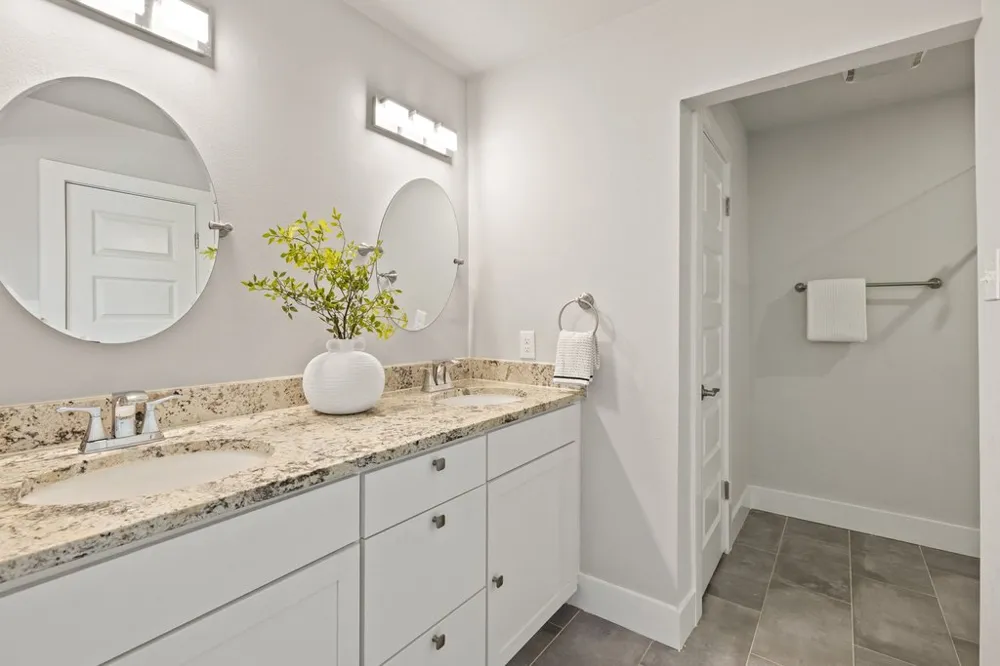 60 Augusta Drive Wimberley, TX 78676
