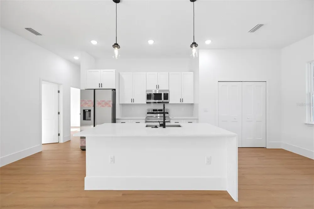 7433 SW 138TH TERRACE Dunnellon, FL 34432