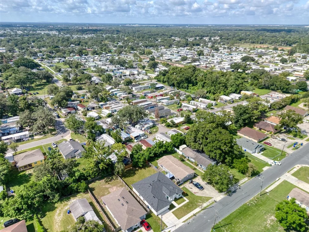 1246 HERSCHELL STREET Lakeland, FL 33815