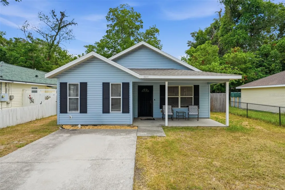 2611 NW 1ST AVENUE ocala, FL 34475