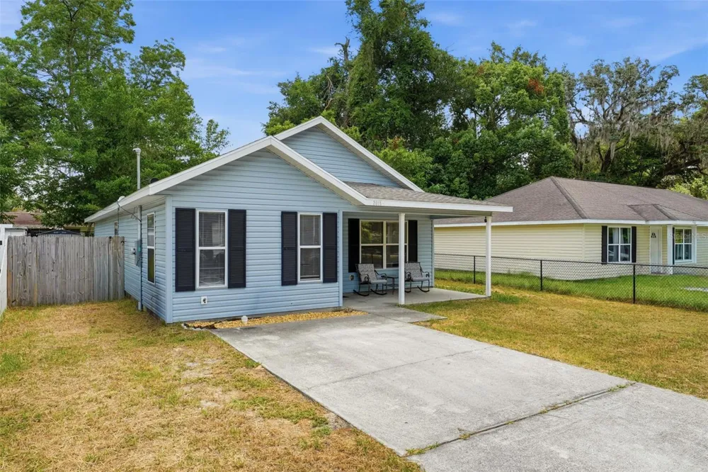 2611 NW 1ST AVENUE ocala, FL 34475