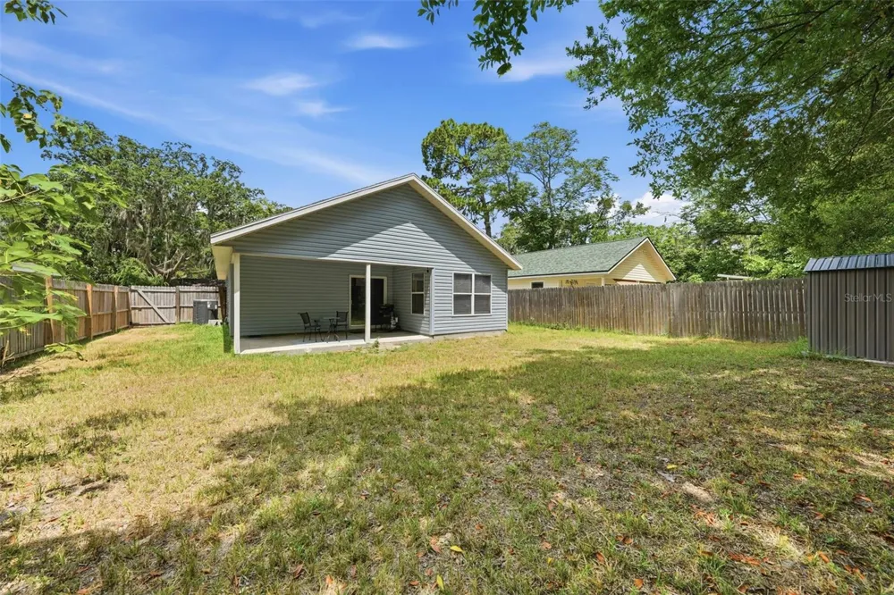 2611 NW 1ST AVENUE ocala, FL 34475