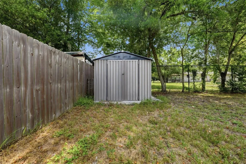 2611 NW 1ST AVENUE ocala, FL 34475