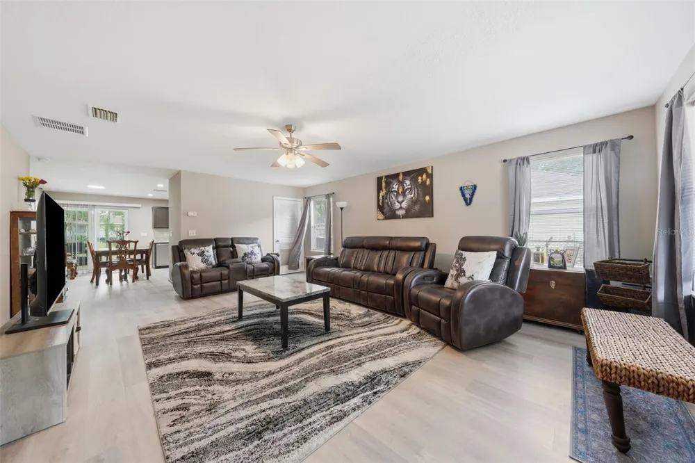 2611 NW 1ST AVENUE ocala, FL 34475