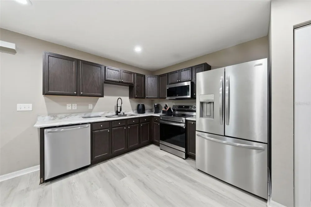 2611 NW 1ST AVENUE ocala, FL 34475