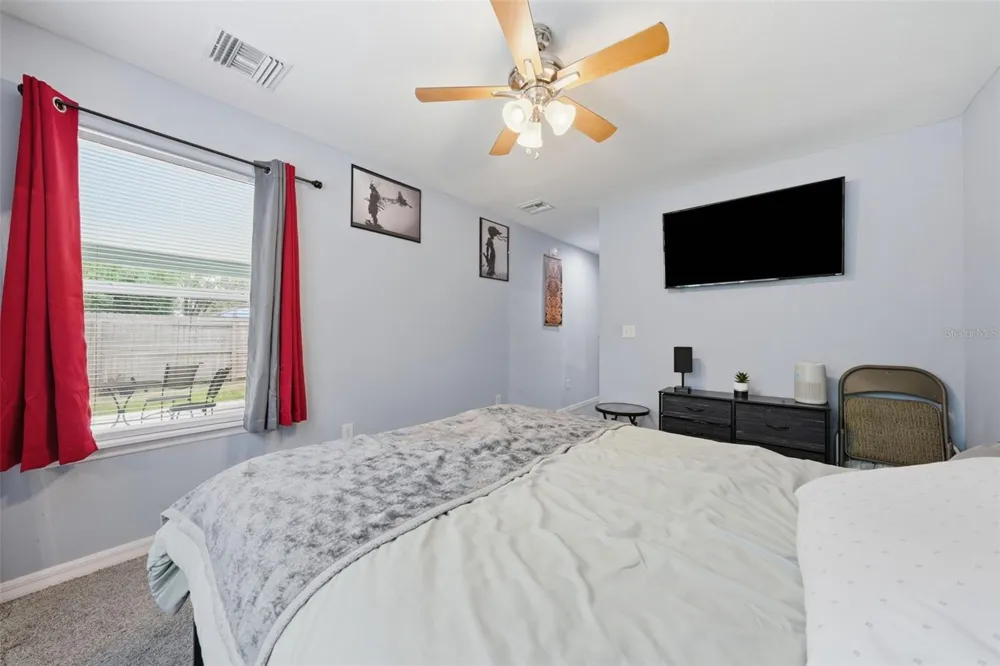 2611 NW 1ST AVENUE ocala, FL 34475
