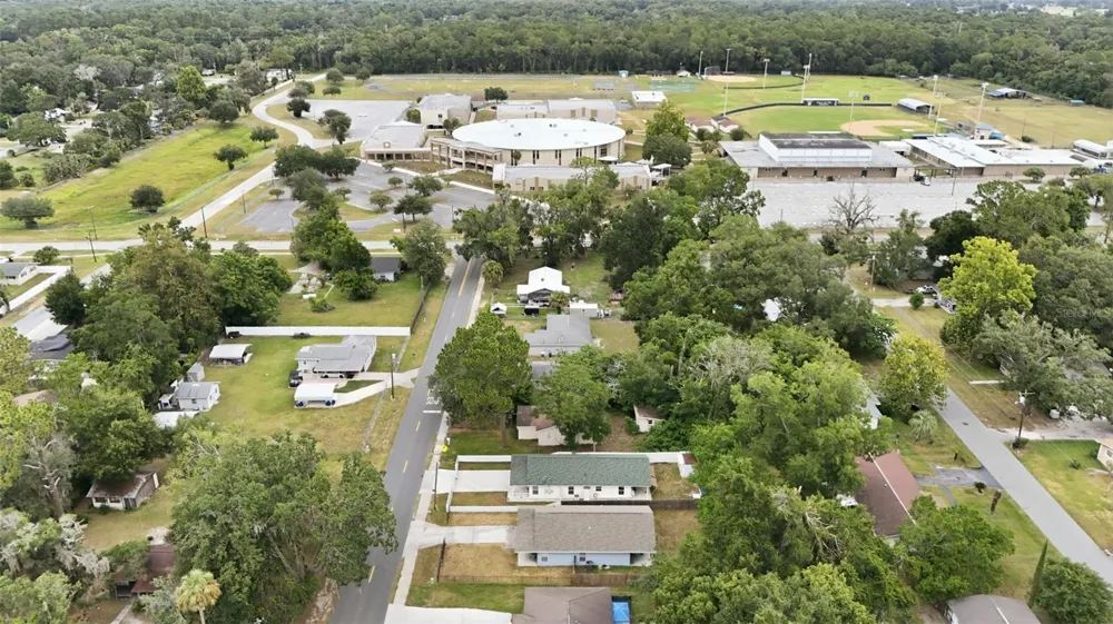 2611 NW 1ST AVENUE ocala, FL 34475