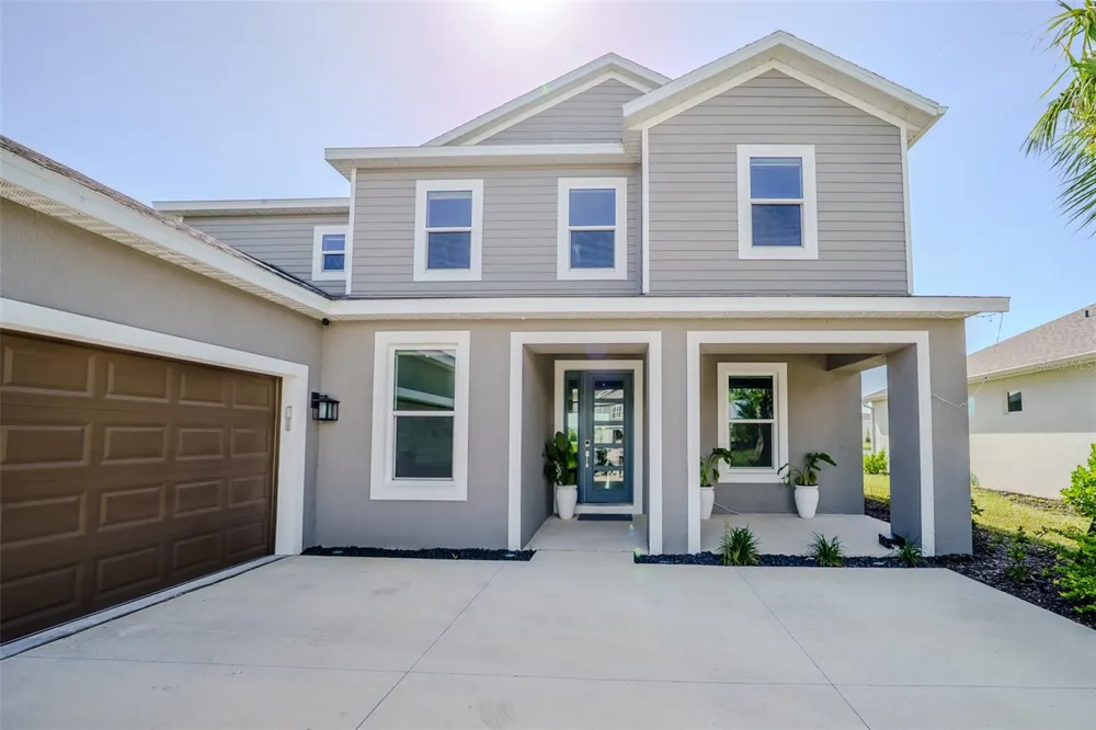 9121 RADIANT CIRCLE Sarasota, FL 34241