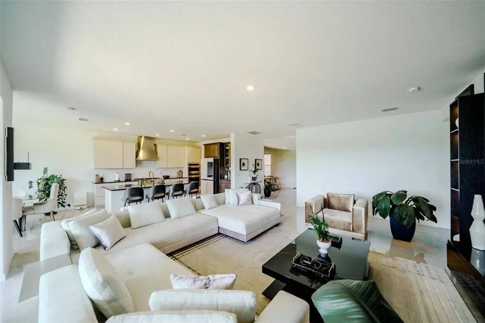 9121 RADIANT CIRCLE Sarasota, FL 34241