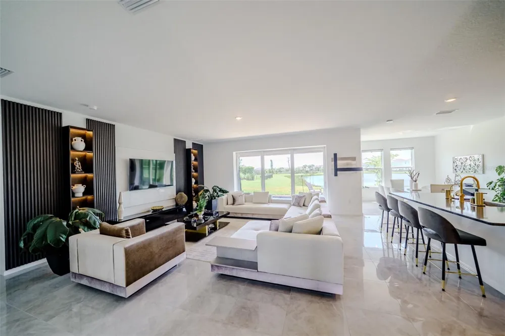 9121 RADIANT CIRCLE Sarasota, FL 34241