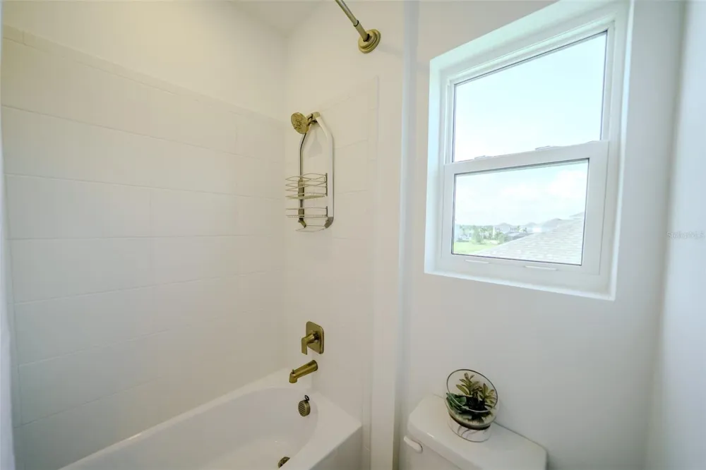 9121 RADIANT CIRCLE Sarasota, FL 34241