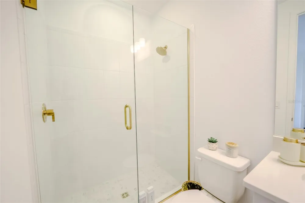 9121 RADIANT CIRCLE Sarasota, FL 34241
