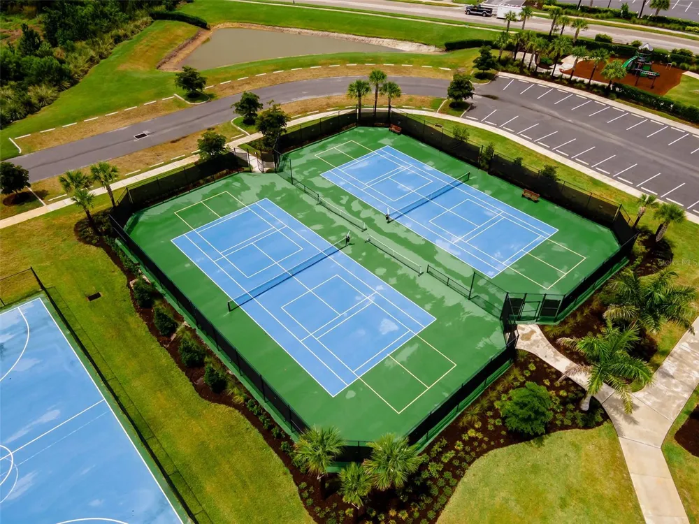 9121 RADIANT CIRCLE Sarasota, FL 34241